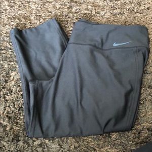 Nike dry fit crops